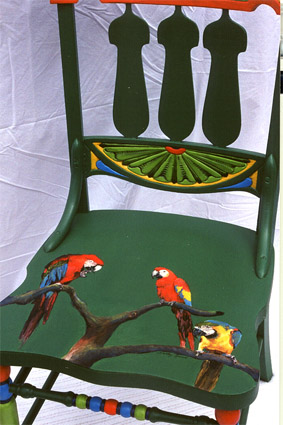 chair-parrot2.jpg